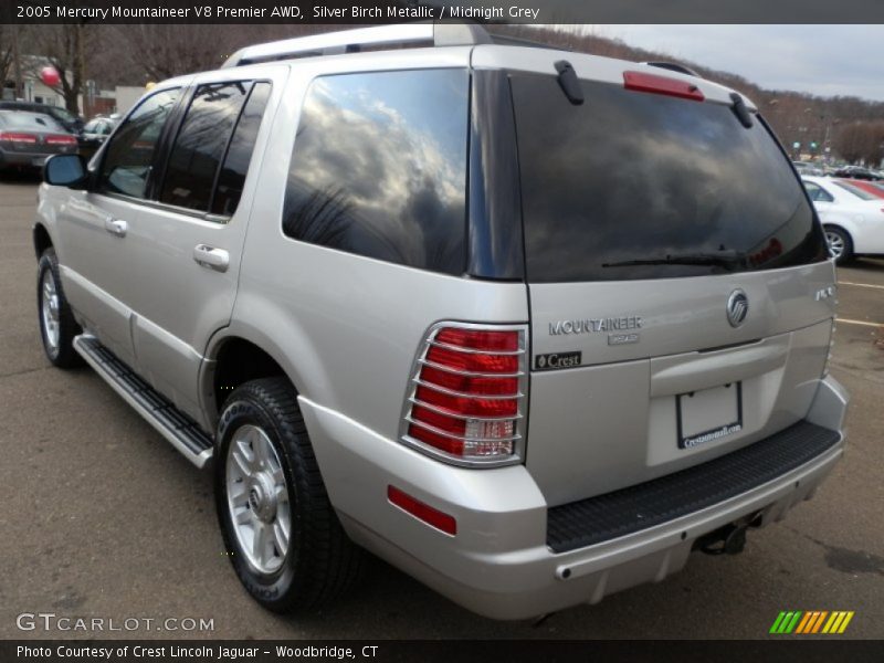 Silver Birch Metallic / Midnight Grey 2005 Mercury Mountaineer V8 Premier AWD