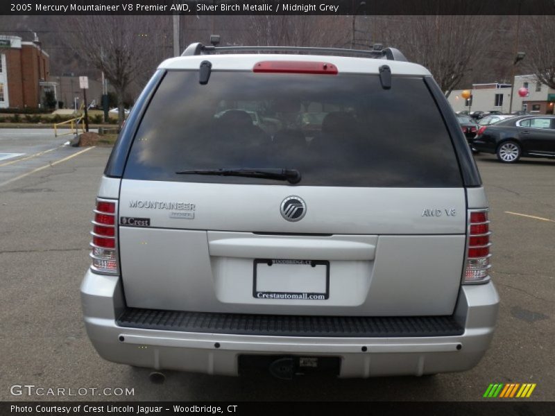 Silver Birch Metallic / Midnight Grey 2005 Mercury Mountaineer V8 Premier AWD