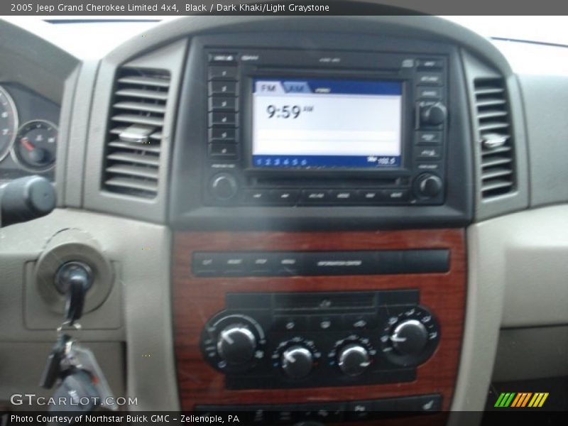 Black / Dark Khaki/Light Graystone 2005 Jeep Grand Cherokee Limited 4x4