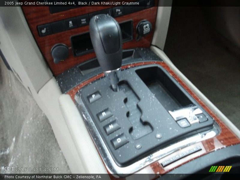 Black / Dark Khaki/Light Graystone 2005 Jeep Grand Cherokee Limited 4x4