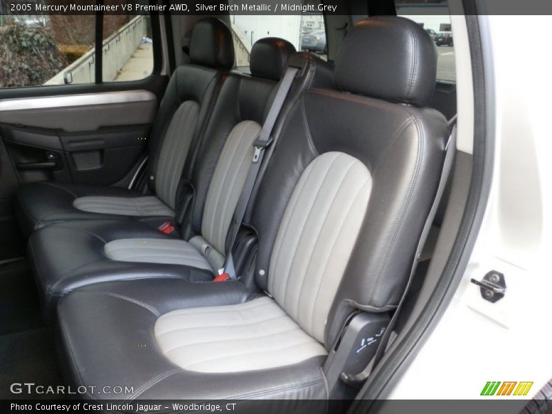  2005 Mountaineer V8 Premier AWD Midnight Grey Interior
