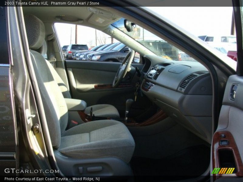 Phantom Gray Pearl / Stone 2003 Toyota Camry XLE