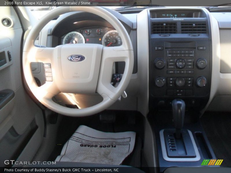 Kiwi Green Metallic / Stone 2008 Ford Escape XLS