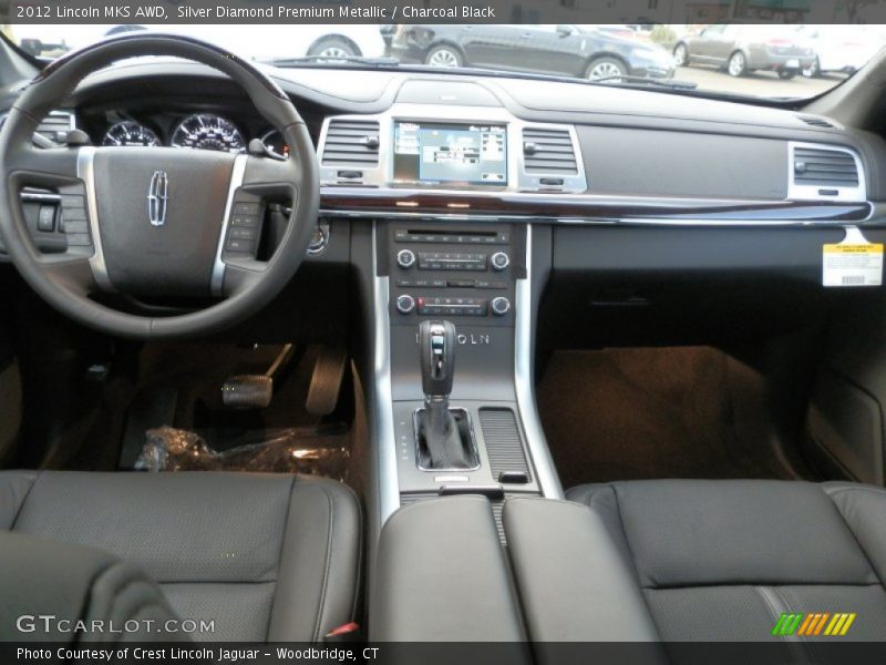 Dashboard of 2012 MKS AWD
