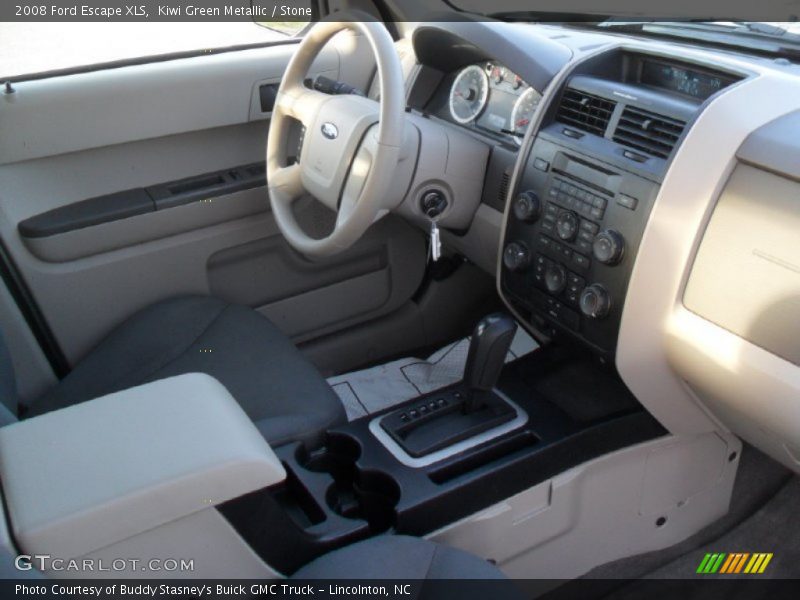 Kiwi Green Metallic / Stone 2008 Ford Escape XLS