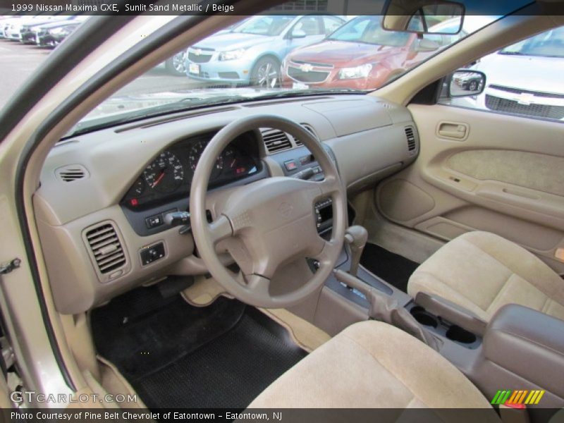 Sunlit Sand Metallic / Beige 1999 Nissan Maxima GXE