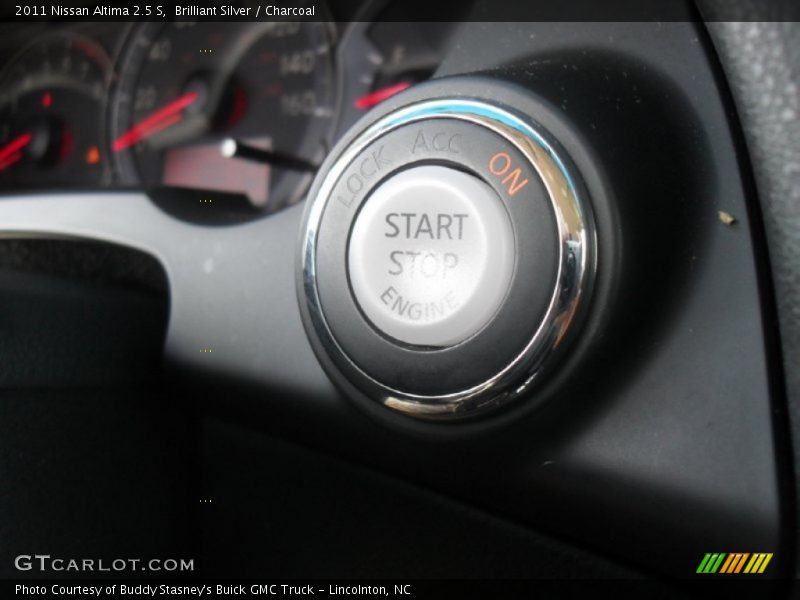 Brilliant Silver / Charcoal 2011 Nissan Altima 2.5 S