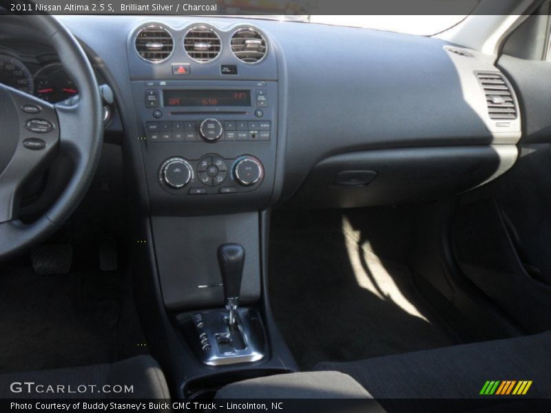 Brilliant Silver / Charcoal 2011 Nissan Altima 2.5 S