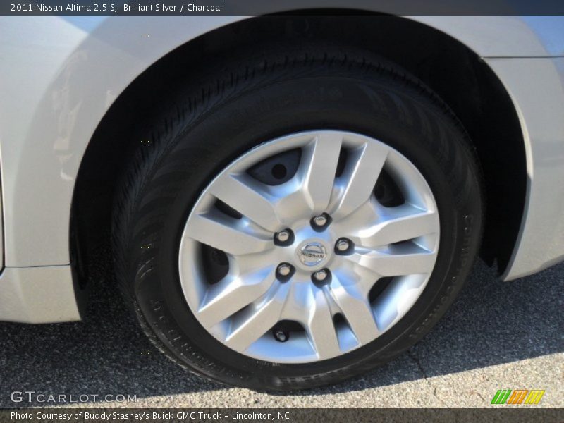 Brilliant Silver / Charcoal 2011 Nissan Altima 2.5 S