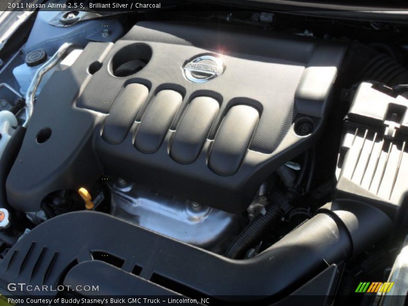 Brilliant Silver / Charcoal 2011 Nissan Altima 2.5 S