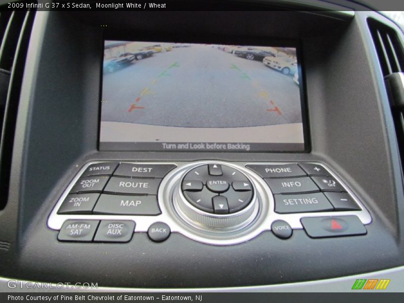 Controls of 2009 G 37 x S Sedan