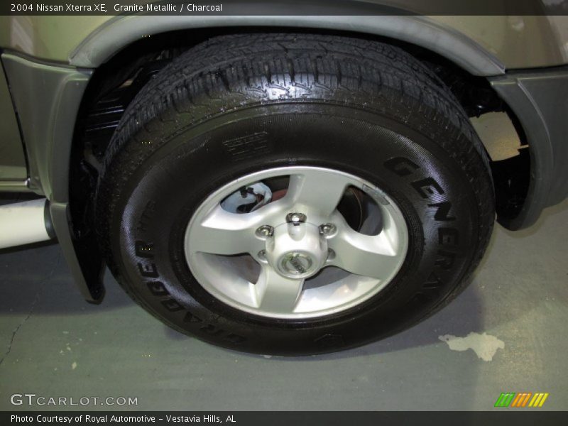 Granite Metallic / Charcoal 2004 Nissan Xterra XE