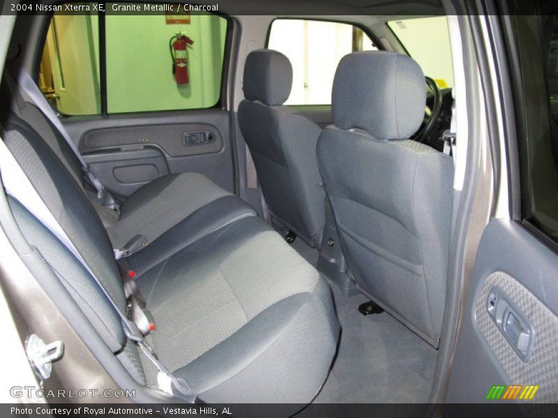 Granite Metallic / Charcoal 2004 Nissan Xterra XE