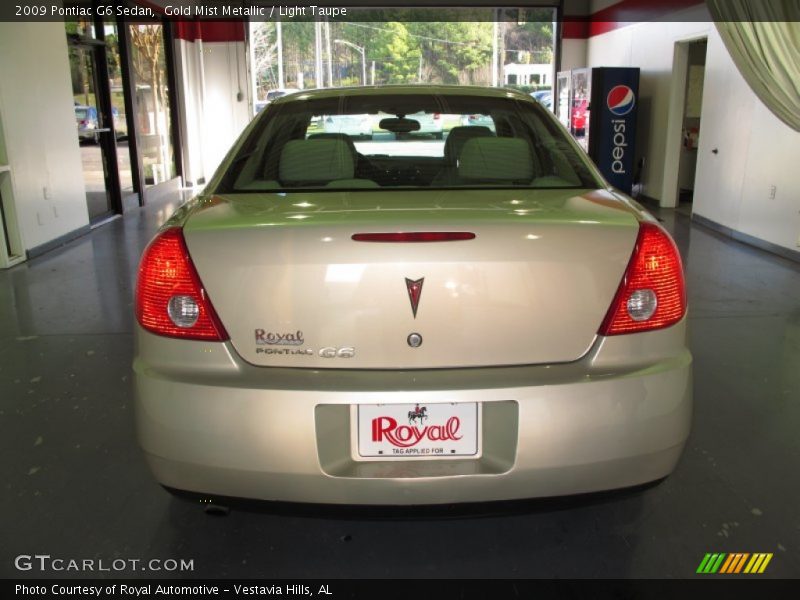 Gold Mist Metallic / Light Taupe 2009 Pontiac G6 Sedan