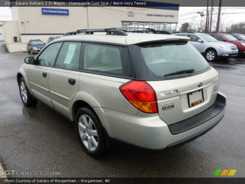 Champagne Gold Opal / Warm Ivory Tweed 2007 Subaru Outback 2.5i Wagon