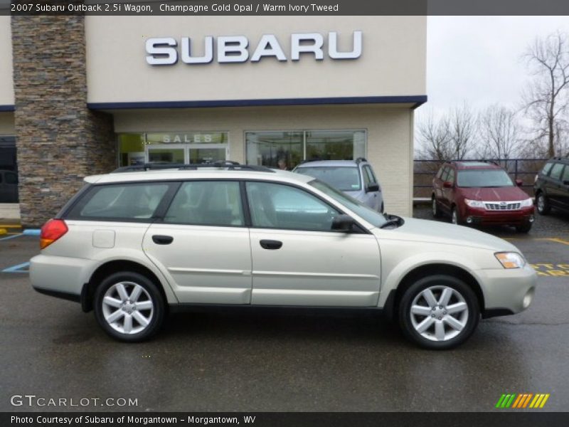 Champagne Gold Opal / Warm Ivory Tweed 2007 Subaru Outback 2.5i Wagon