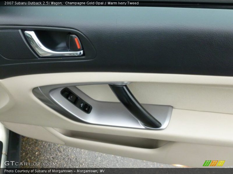 Champagne Gold Opal / Warm Ivory Tweed 2007 Subaru Outback 2.5i Wagon