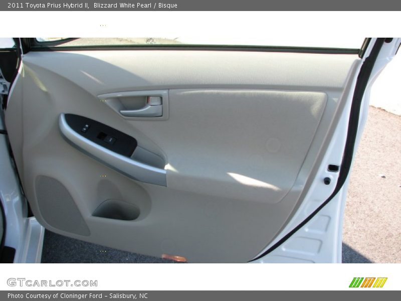 Blizzard White Pearl / Bisque 2011 Toyota Prius Hybrid II