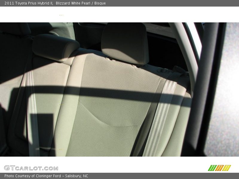 Blizzard White Pearl / Bisque 2011 Toyota Prius Hybrid II