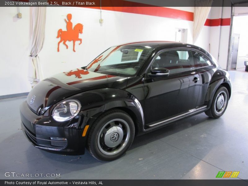 Black / Titan Black 2012 Volkswagen Beetle 2.5L