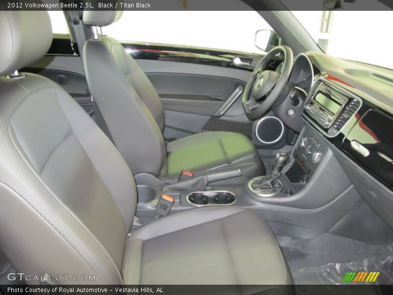 Black / Titan Black 2012 Volkswagen Beetle 2.5L