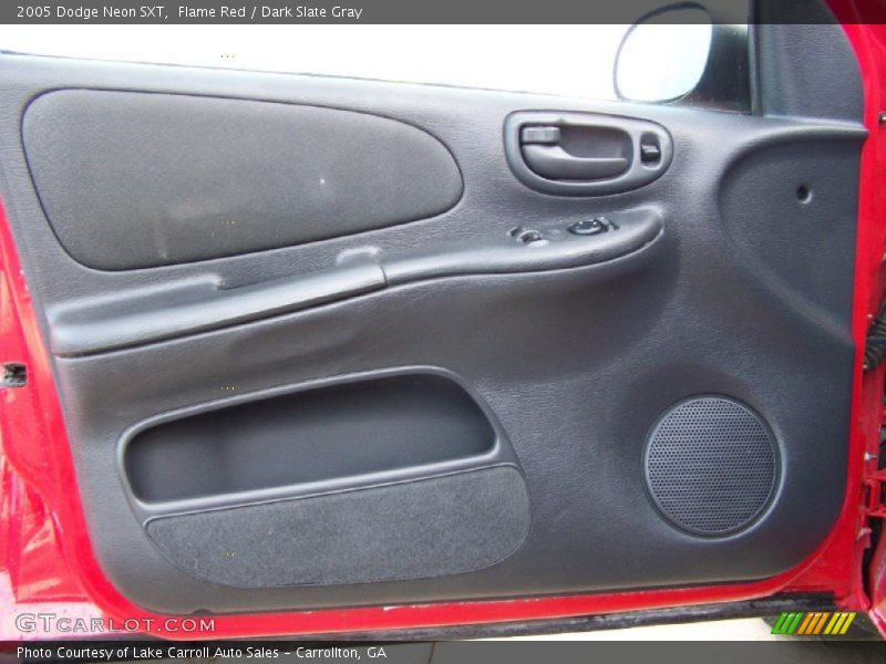 Door Panel of 2005 Neon SXT