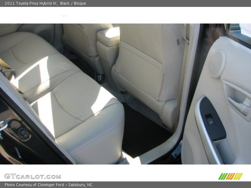 Black / Bisque 2011 Toyota Prius Hybrid IV