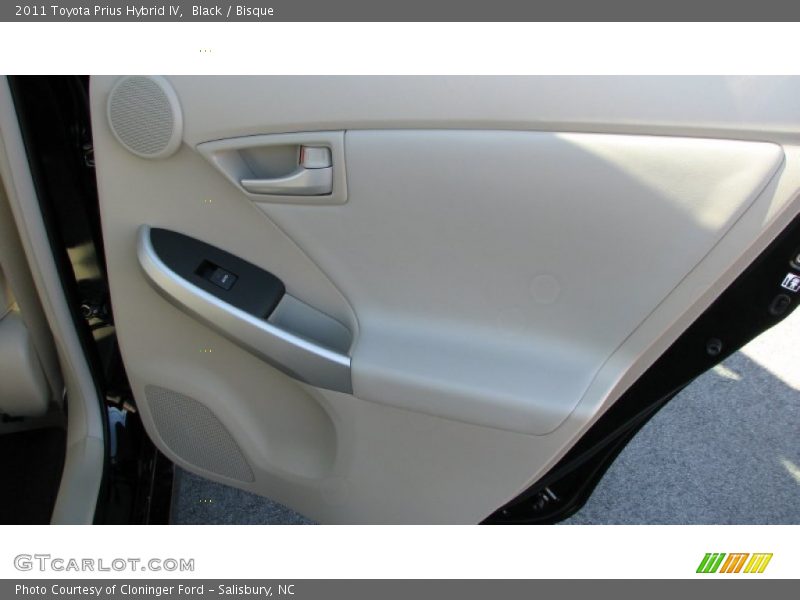 Black / Bisque 2011 Toyota Prius Hybrid IV