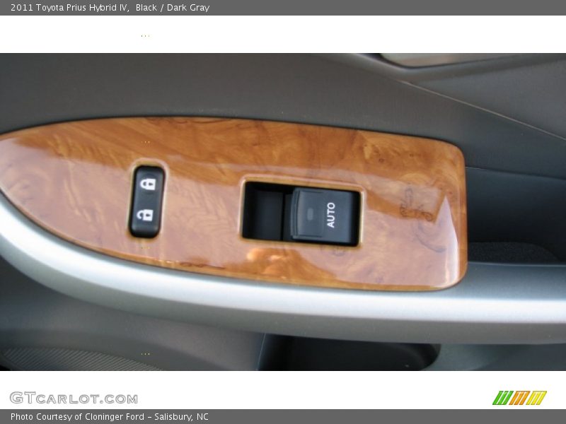 Black / Dark Gray 2011 Toyota Prius Hybrid IV