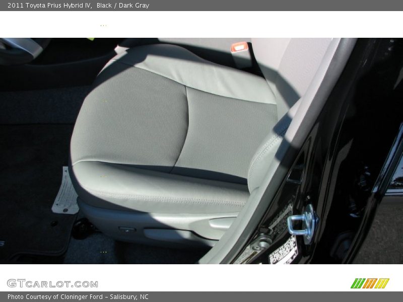 Black / Dark Gray 2011 Toyota Prius Hybrid IV