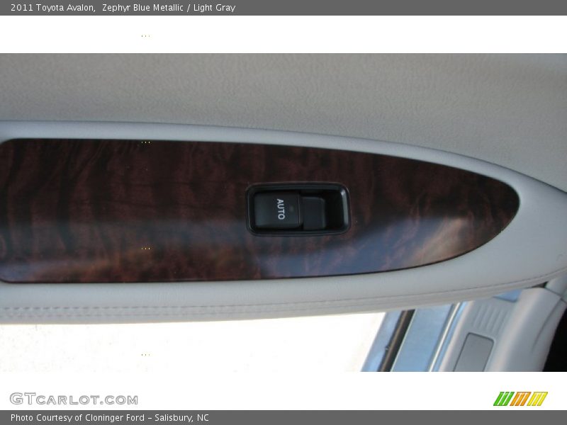 Zephyr Blue Metallic / Light Gray 2011 Toyota Avalon