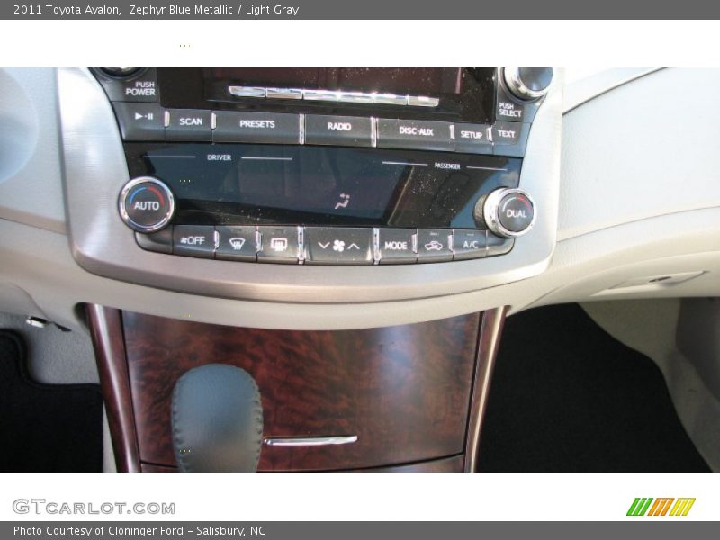 Zephyr Blue Metallic / Light Gray 2011 Toyota Avalon