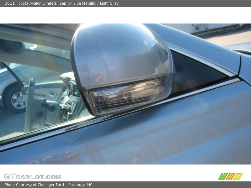 Zephyr Blue Metallic / Light Gray 2011 Toyota Avalon Limited