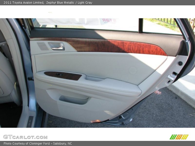 Zephyr Blue Metallic / Light Gray 2011 Toyota Avalon Limited