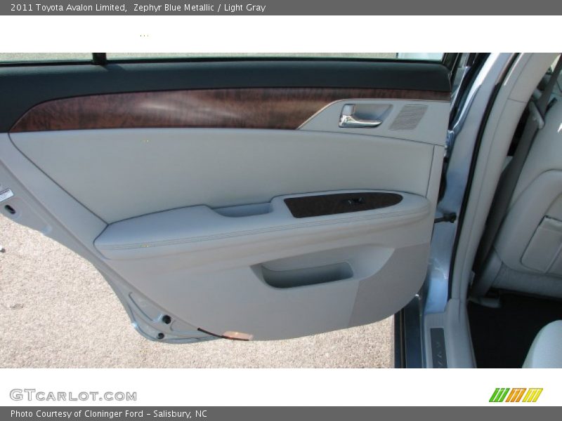 Zephyr Blue Metallic / Light Gray 2011 Toyota Avalon Limited
