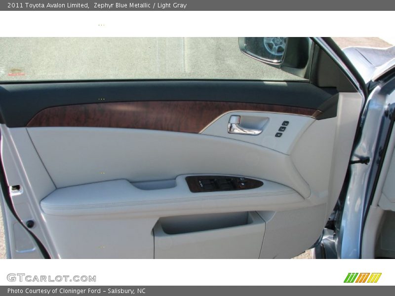 Zephyr Blue Metallic / Light Gray 2011 Toyota Avalon Limited