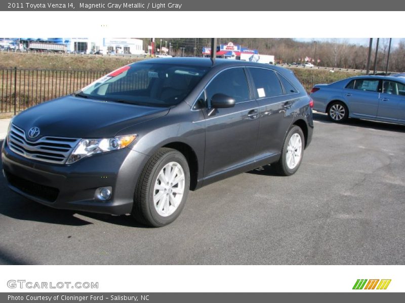 Magnetic Gray Metallic / Light Gray 2011 Toyota Venza I4