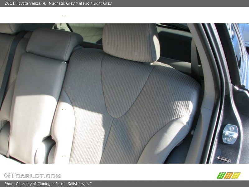 Magnetic Gray Metallic / Light Gray 2011 Toyota Venza I4