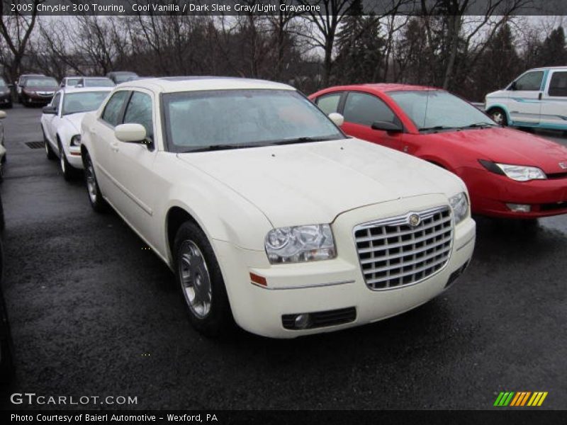 Cool Vanilla / Dark Slate Gray/Light Graystone 2005 Chrysler 300 Touring