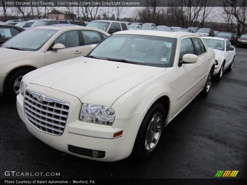Cool Vanilla / Dark Slate Gray/Light Graystone 2005 Chrysler 300 Touring