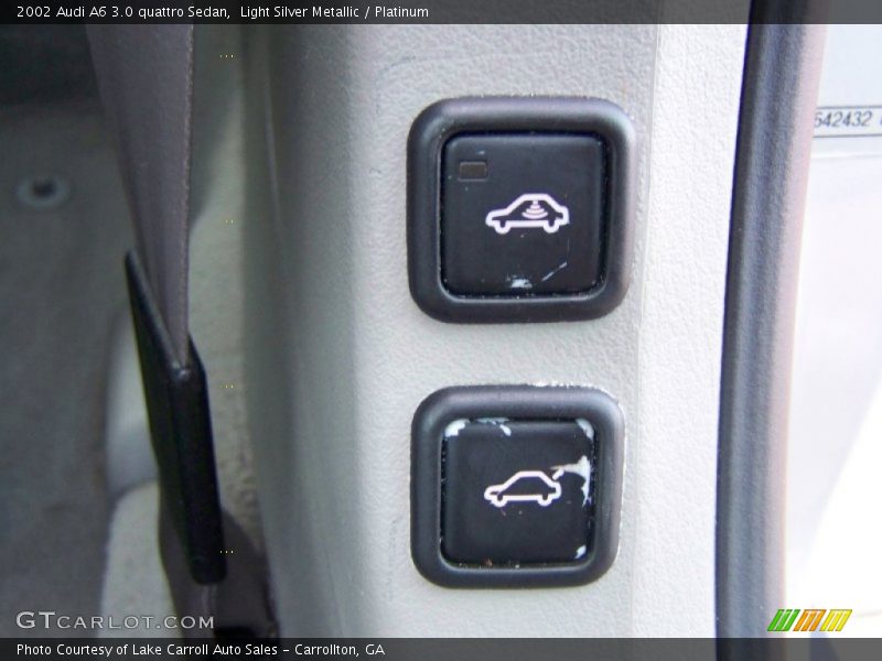 Light Silver Metallic / Platinum 2002 Audi A6 3.0 quattro Sedan
