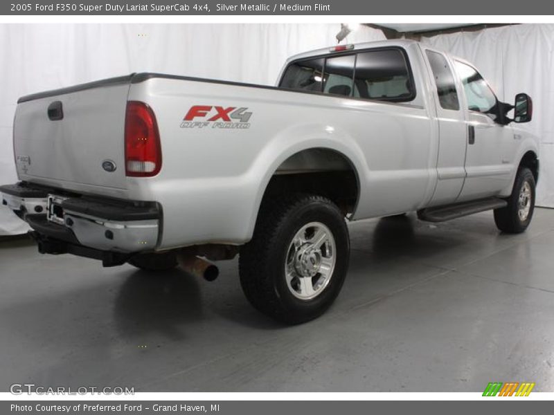 Silver Metallic / Medium Flint 2005 Ford F350 Super Duty Lariat SuperCab 4x4