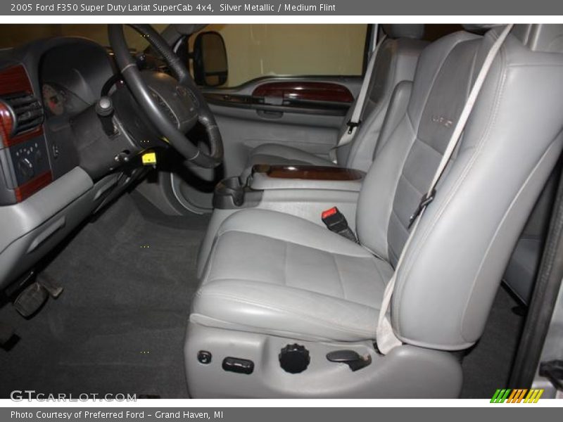  2005 F350 Super Duty Lariat SuperCab 4x4 Medium Flint Interior