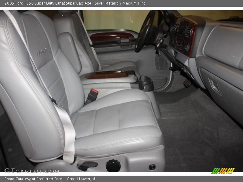 Silver Metallic / Medium Flint 2005 Ford F350 Super Duty Lariat SuperCab 4x4