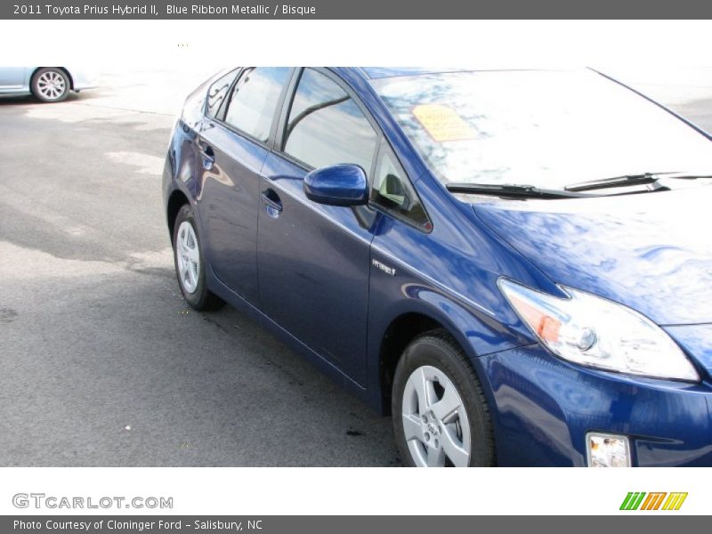 Blue Ribbon Metallic / Bisque 2011 Toyota Prius Hybrid II
