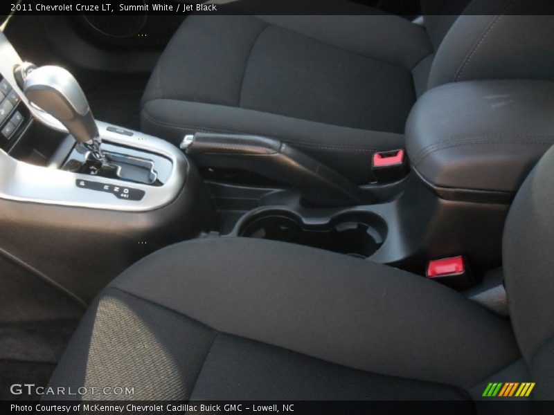 Summit White / Jet Black 2011 Chevrolet Cruze LT