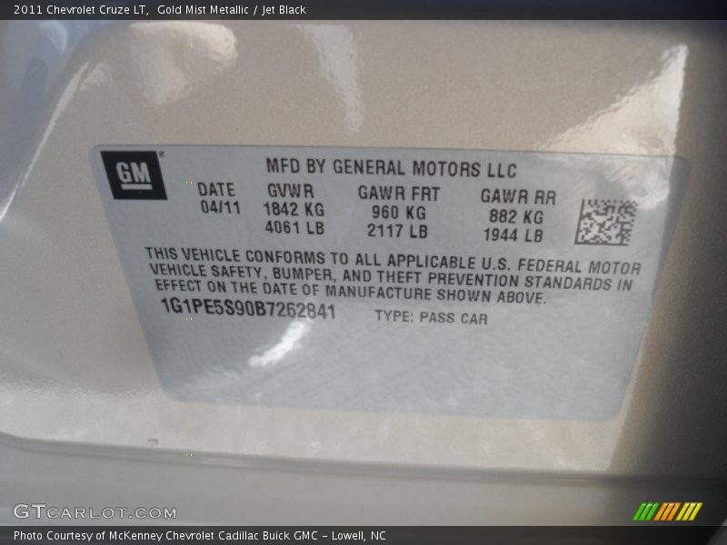 Gold Mist Metallic / Jet Black 2011 Chevrolet Cruze LT
