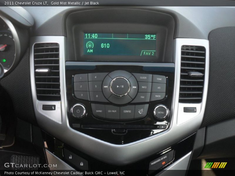 Gold Mist Metallic / Jet Black 2011 Chevrolet Cruze LT