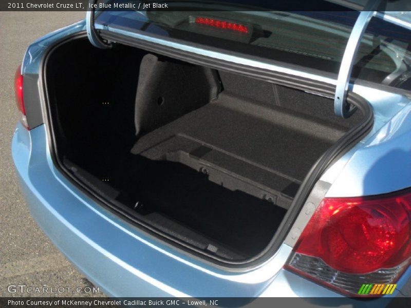 Ice Blue Metallic / Jet Black 2011 Chevrolet Cruze LT