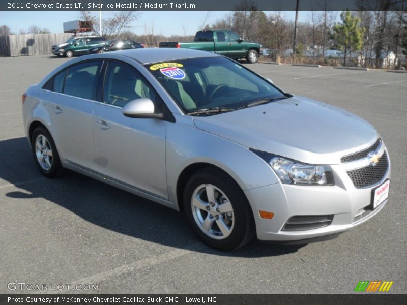 Silver Ice Metallic / Medium Titanium 2011 Chevrolet Cruze LT